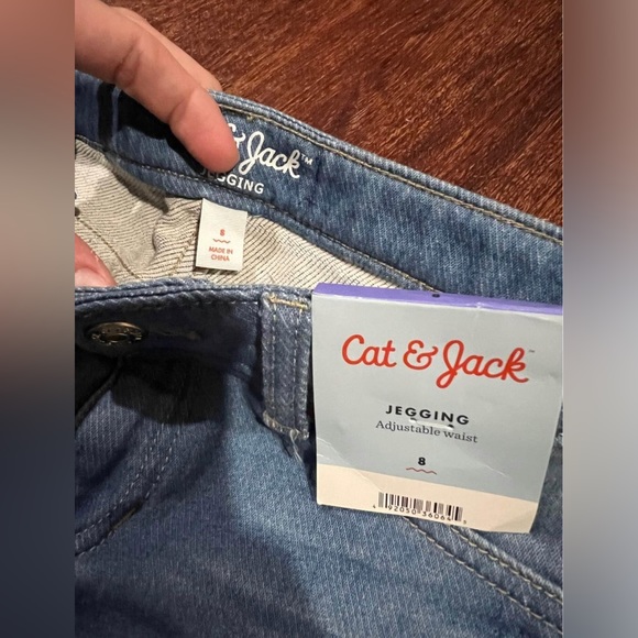 3 pairs of girl pants size 8. - Picture 2 of 6